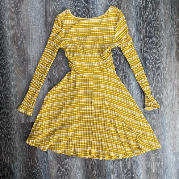 Francesca Long Sleeve Dress - S - Picture 4 of 4